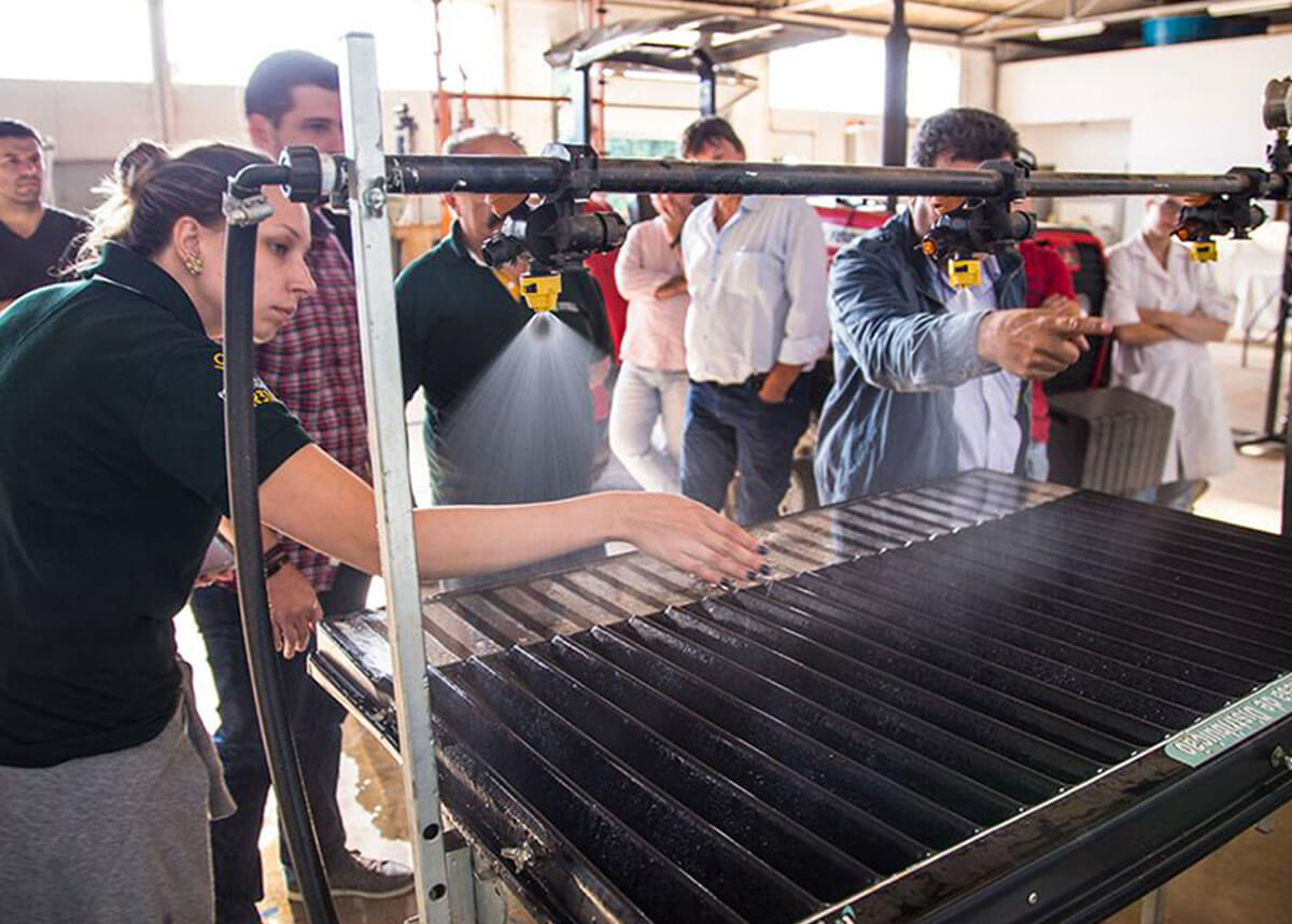 unidade de referência segurança agrotóxico tecnologia foto treinamento pratica